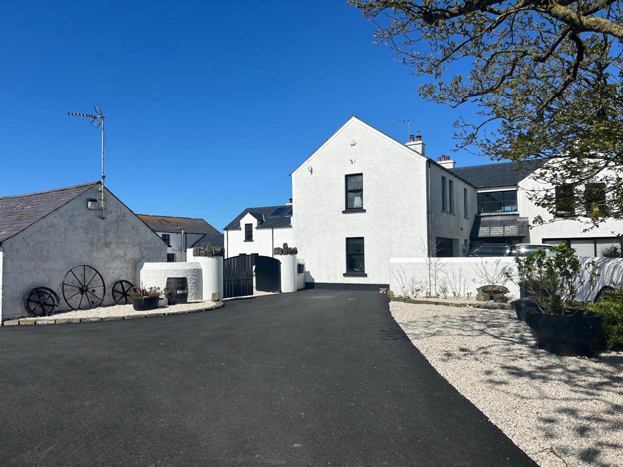 Bayview Farm Holiday Cottages Bushmills Exterior photo